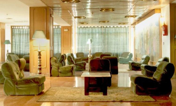 Hotel Lisboa Бадахос Экстерьер фото